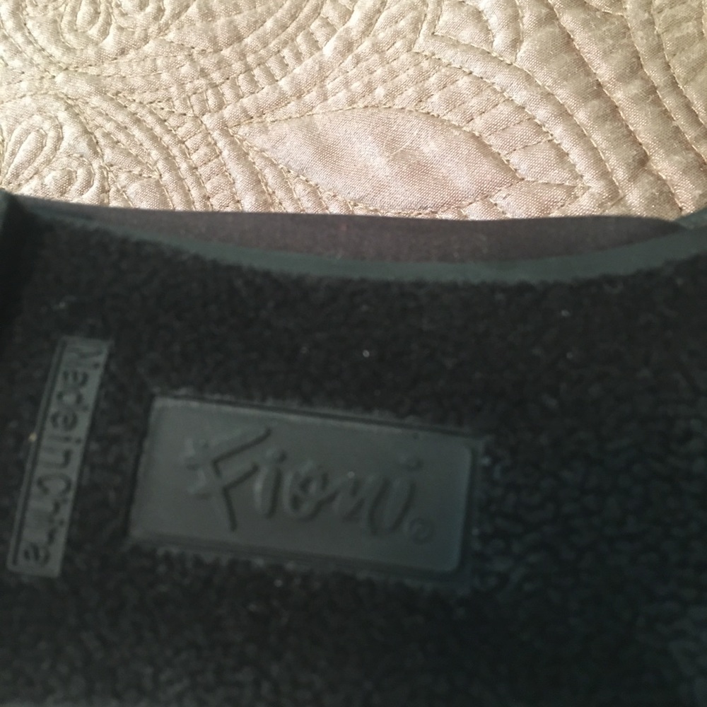 Beautiful Flats size 10 by Fioni